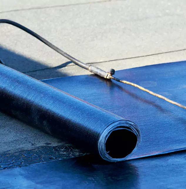 Expert Rubberized Roof Patch Solutions: Restoring Romeoville's Flat Roofs to Peak Performance