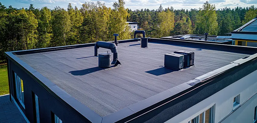 Professional Flat Roof Replacement Services in Romeoville, IL