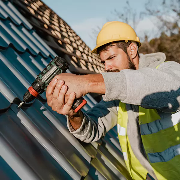 Why Romeoville Homeowners Choose Roofing Romeoville for Steel Roof Repair Service?